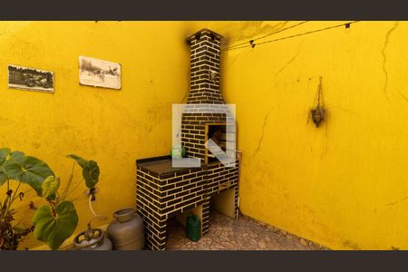 Casa à venda com 160m², 3 quartos e 2 vagas Casa à venda com 160m², 3 quartos e 2 vagasChurrasqueira