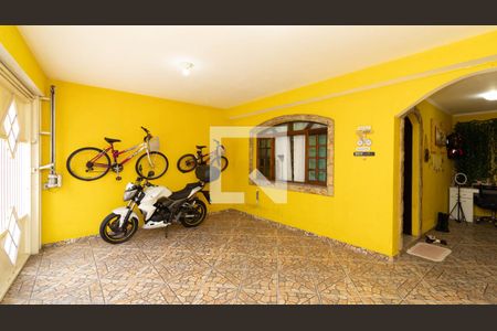 Casa à venda com 160m², 3 quartos e 2 vagas Casa à venda com 160m², 3 quartos e 2 vagasGaragem