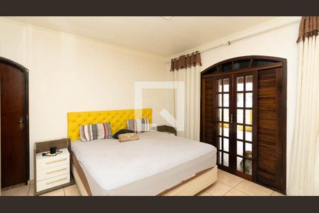 Suíte de casa à venda com 3 quartos, 160m² em Jardim Soraia, São Paulo