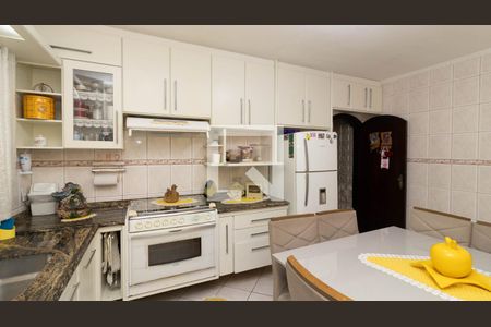 Casa à venda com 160m², 3 quartos e 2 vagas Casa à venda com 160m², 3 quartos e 2 vagasCozinha