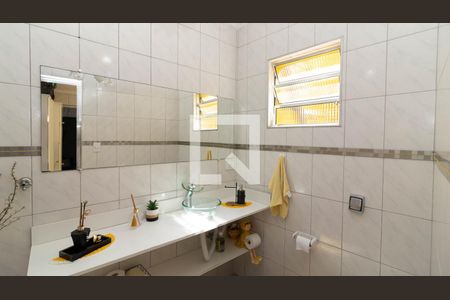 Casa à venda com 160m², 3 quartos e 2 vagas Casa à venda com 160m², 3 quartos e 2 vagasLavabo