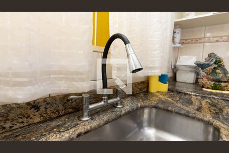 Casa à venda com 160m², 3 quartos e 2 vagas Casa à venda com 160m², 3 quartos e 2 vagasCozinha - Torneira