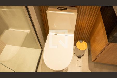 Banheiro de kitnet/studio para alugar com 1 quarto, 30m² em Vila Buarque, São Paulo