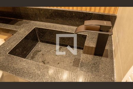 Banheiro de kitnet/studio para alugar com 1 quarto, 30m² em Vila Buarque, São Paulo