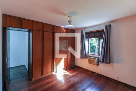 Casa para alugar com 70m², 1 quarto e 1 vaga Casa para alugar com 70m², 1 quarto e 1 vagaSuíte