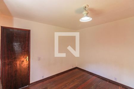 Casa para alugar com 70m², 1 quarto e 1 vaga Casa para alugar com 70m², 1 quarto e 1 vagaSuíte