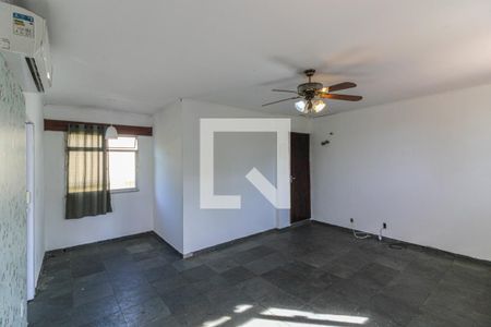 Casa para alugar com 70m², 1 quarto e 1 vaga Casa para alugar com 70m², 1 quarto e 1 vagaSala