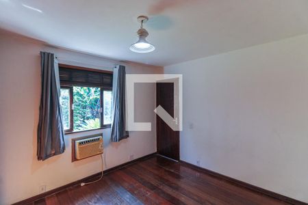 Suíte de casa para alugar com 1 quarto, 70m² em Vargem Grande, Rio de Janeiro