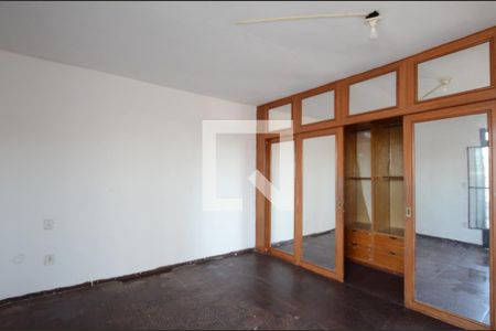 Quarto 1 de casa para alugar com 2 quartos, 225m² em Honório Gurgel, Rio de Janeiro