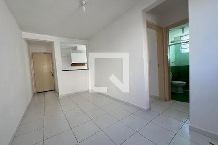 Sala de apartamento para alugar com 2 quartos, 51m² em Vila Figueira, Suzano