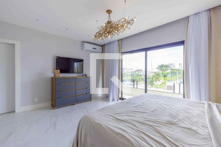 Casa de condomínio à venda com 720m², 4 quartos e 4 vagasSuíte 1