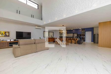 Casa de condomínio à venda com 720m², 4 quartos e 4 vagasSala