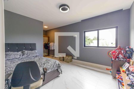 Casa de condomínio à venda com 720m², 4 quartos e 4 vagasSuíte 3