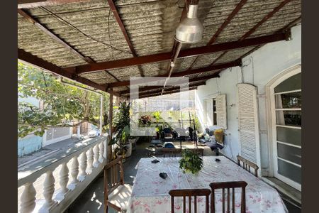 Varanda de casa à venda com 5 quartos, 300m² em Jabaquara, São Paulo