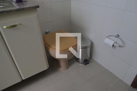 Casa à venda com 312m², 3 quartos e 2 vagasBanheiro Suite Master