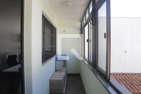 Casa à venda com 312m², 3 quartos e 2 vagasEdícula 