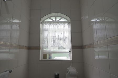 Casa à venda com 312m², 3 quartos e 2 vagasLavabo