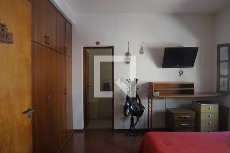 Casa à venda com 312m², 3 quartos e 2 vagasSuite 1