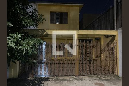 Casa à venda com 176m², 3 quartos e 2 vagasFachada