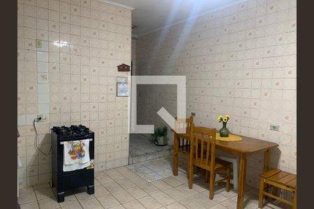 Casa à venda com 176m², 3 quartos e 2 vagasCozinha