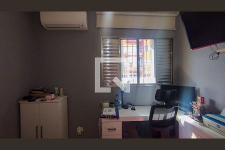 Casa à venda com 220m², 3 quartos e 2 vagasQuarto 1