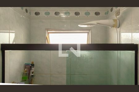 Casa à venda com 220m², 3 quartos e 2 vagasBanheiro da Suíte