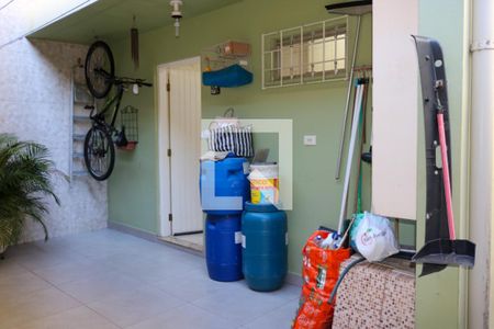 Casa à venda com 220m², 3 quartos e 2 vagasQuintal