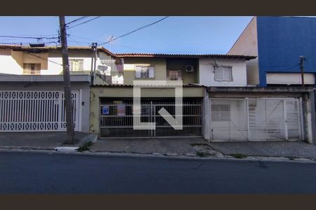 Casa à venda com 220m², 3 quartos e 2 vagasFachada