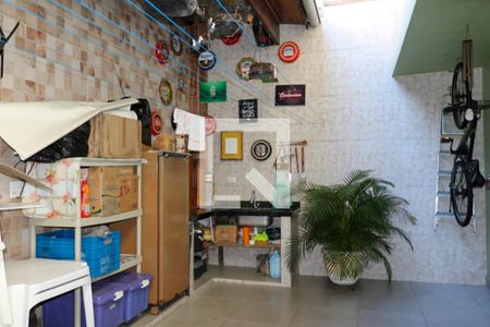 Casa à venda com 220m², 3 quartos e 2 vagasQuintal