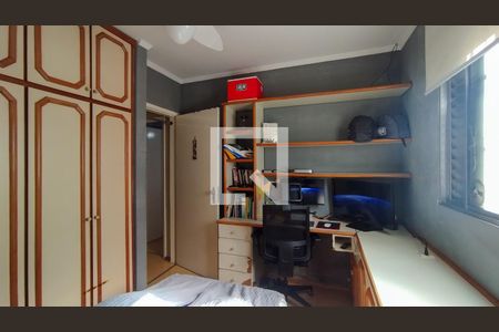 Casa à venda com 220m², 3 quartos e 2 vagasQuarto 2