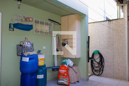 Casa à venda com 220m², 3 quartos e 2 vagasQuintal