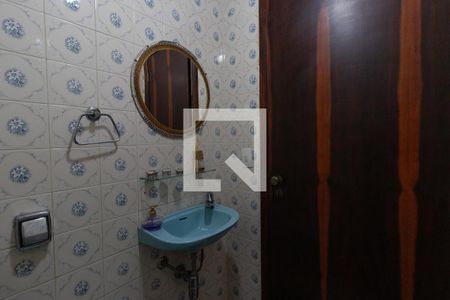 Lavabo de casa para alugar com 3 quartos, 300m² em Horto Florestal, São Paulo