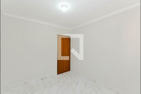 Quarto 1 de casa para alugar com 4 quartos, 240m² em Jardim Jovaia, Guarulhos