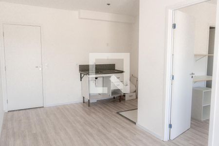 Sala/ cozinha  de apartamento à venda com 1 quarto, 31m² em Vila Sonia, São Paulo