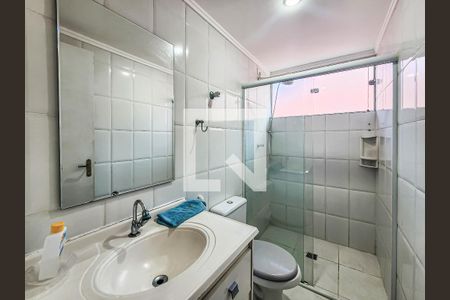 Banheiro de apartamento para alugar com 1 quarto, 91m² em Ponta da Praia, Santos