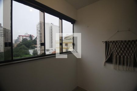 Apartamento para alugar com 65m², 2 quartos e 1 vagaSacada
