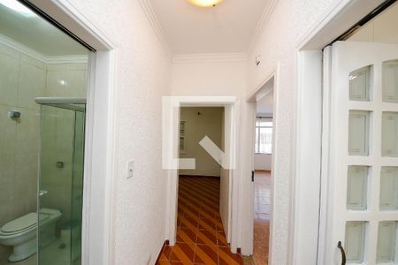 Corredor de casa para alugar com 2 quartos, 90m² em Quinta da Paineira, São Paulo