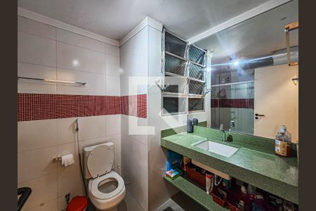Banheiro de apartamento para alugar com 1 quarto, 89m² em Estuário, Santos