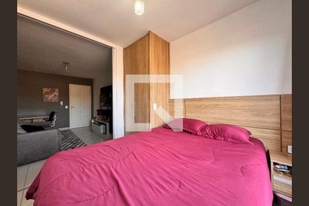 Suite de apartamento à venda com 1 quarto, 38m² em Parque São Vicente, Santo André