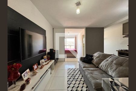 Sala de apartamento à venda com 1 quarto, 38m² em Parque São Vicente, Santo André