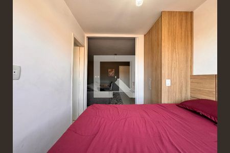 Suite de apartamento à venda com 1 quarto, 38m² em Parque São Vicente, Santo André