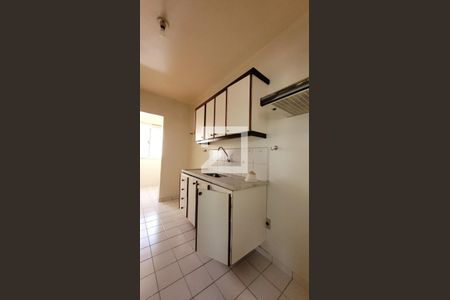 Cozinha  de kitnet/studio à venda com 1 quarto, 48m² em Centro, Campinas