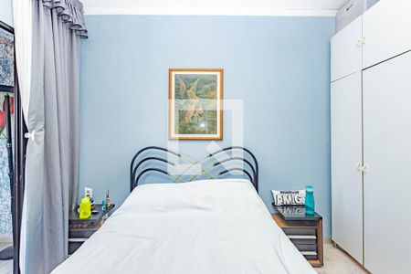 Suíte de casa à venda com 3 quartos, 165m² em Jardim Maria Estela, São Paulo