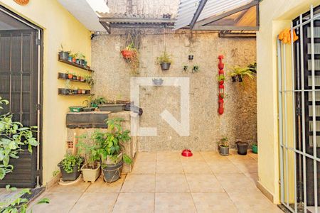 Casa à venda com 165m², 3 quartos e 2 vagasQuintal