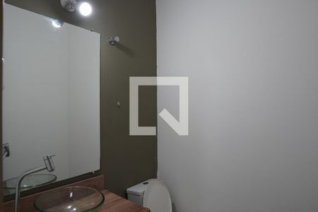 Casa para alugar com 150m², 3 quartos e 2 vagasBanheiro Social