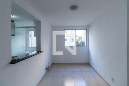 Sala de apartamento para alugar com 2 quartos, 47m² em Jardim Santa Teresinha, São Paulo