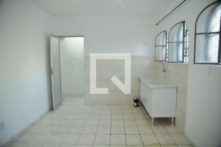 Casa para alugar com 75m², 2 quartos e sem vagaCozinha