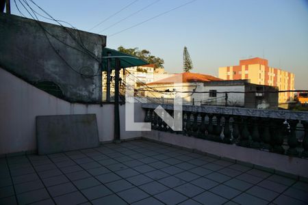 Casa para alugar com 75m², 2 quartos e sem vagaQuintal/varanda