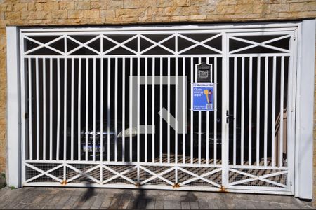 Casa à venda com 100m², 3 quartos e 2 vagasFachada