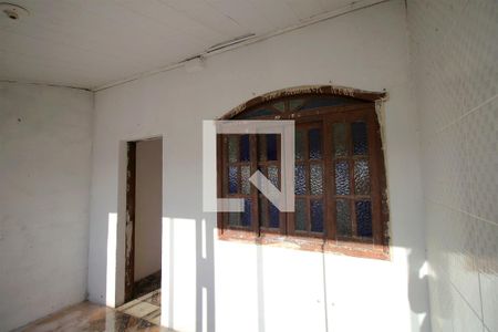 Casa à venda com 80m², 2 quartos e 3 vagasVaranda coberta